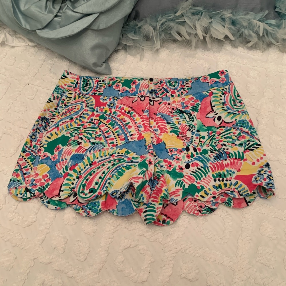 Brightly Colored Crown & Ivy Scalloped Shorts